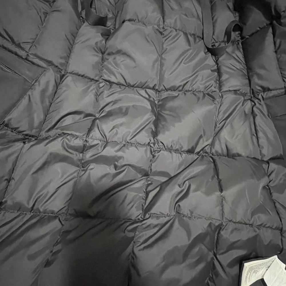 Coat - Picture 14 of 16